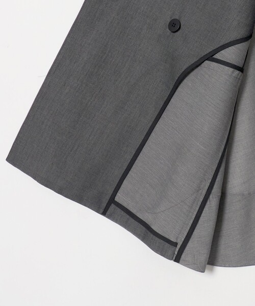 UNITED ARROWS(ユナイテッドアローズ)の「シアー バックフレア ベスト ‐ウォッシャブル‐(ベスト・レディース・ネイビー/ベージュ/その他1・36/38)」の20枚目の写真