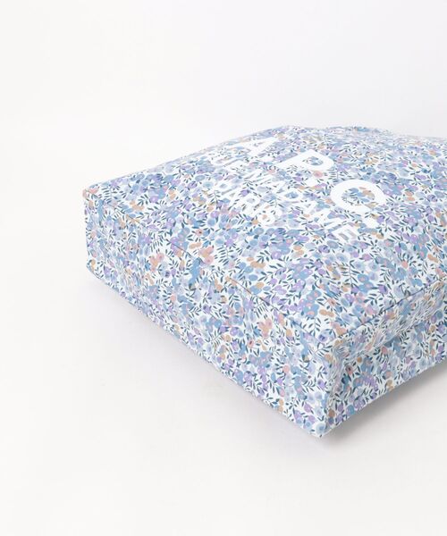A.P.C.（アーペーセー）の「TOTE LOU RUE MADAME 2.0（トートバッグ・レディース・ブルー・ONESIZE）」の3枚目の写真