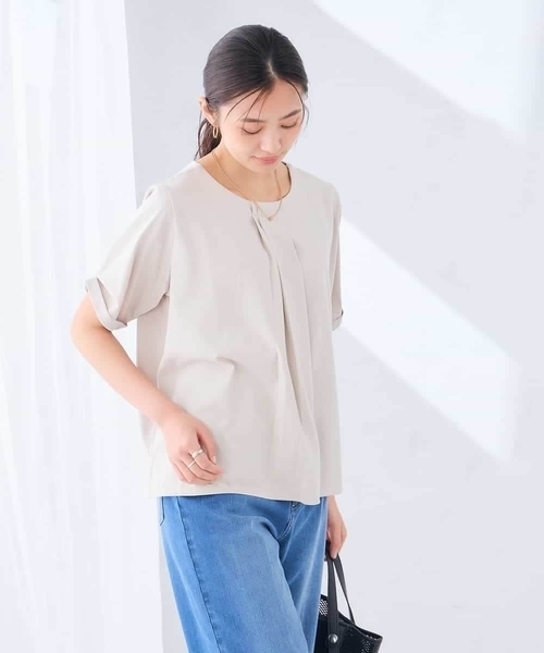 a.v.v（アーヴェヴェ）の「【接触冷感/UVカット】ボウタイライクトップス（Tシャツ/カットソー・レディース・グリーン/ブラック/グレー系その他・40/36/38）」の17枚目の写真