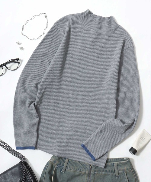 ANPAS(アンパス)の「Women’s Rib-Knit High Neck Sweater with Contrast Cuffs / レディース リブ編み 袖ライン配色 ハイネックセーター ニット 秋冬 フェミニン(ニット/セーター・レディース・レッド/グレー/アイボリー/ブラック・M/L)」の20枚目の写真