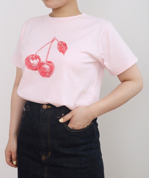 CHILD WOMAN(チャイルドウーマン)の「フルーツ刺繍Tシャツ(Tシャツ/カットソー・レディース・ネイビー/ピンク/ホワイト・FREE)」の22枚目の写真