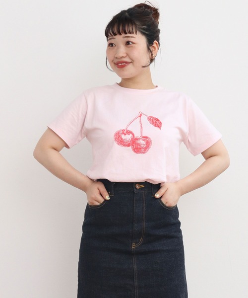 CHILD WOMAN(チャイルドウーマン)の「フルーツ刺繍Tシャツ(Tシャツ/カットソー・レディース・ネイビー/ピンク/ホワイト・FREE)」の21枚目の写真