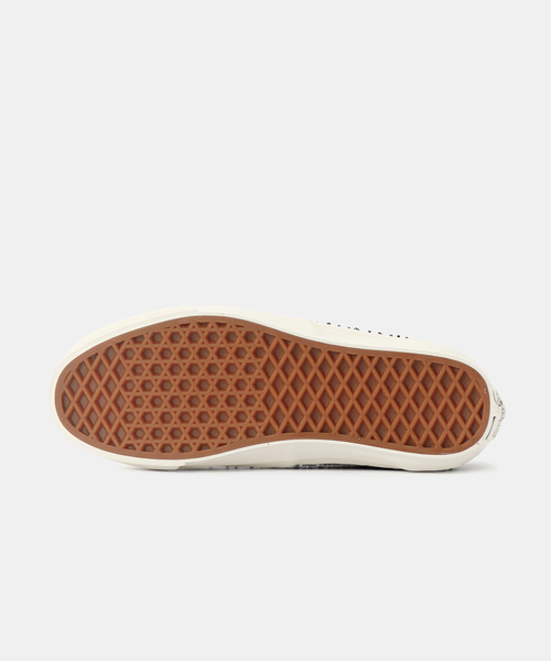VANS（バンズ）の「VANS PREMIUM Authentic 44 VN000DB8BZW（スニーカー・レディース・ブラック・23cm/23.5cm/24cm/24.5cm）」の4枚目の写真