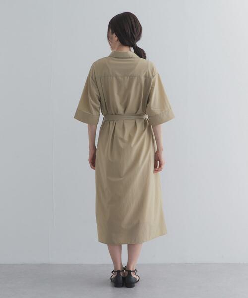 URBAN RESEARCH DOORS(アーバンリサーチドアーズ)の「『接触冷感/UVカット/マシンウォッシャブル』ワークシャツワンピース(ワンピース・レディース・ベージュ/ネイビー・FREE)」の12枚目の写真
