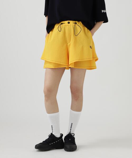 PEARLY GATES(パーリーゲイツ)の「【PGG】【直営店舗&公式オンライン限定】シエスタタフタショートパンツ (LADIES)(その他パンツ・レディース・ネイビー/イエロー系その他7・SMALL)」の2枚目の写真