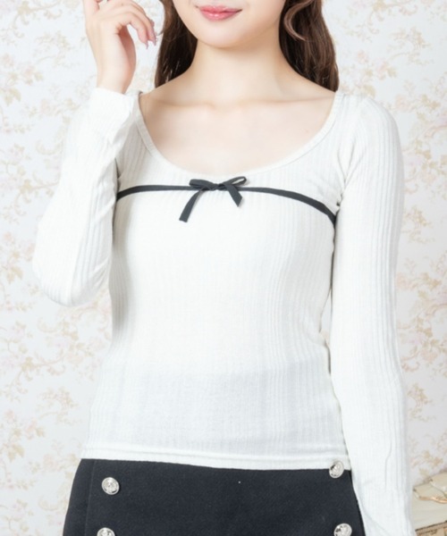 Mejoul（メジュール）の「【2026秋冬新作】ラメ入り胸元配色リボンラインリブトップス（Tシャツ/カットソー・レディース・ホワイト・F）」の14枚目の写真