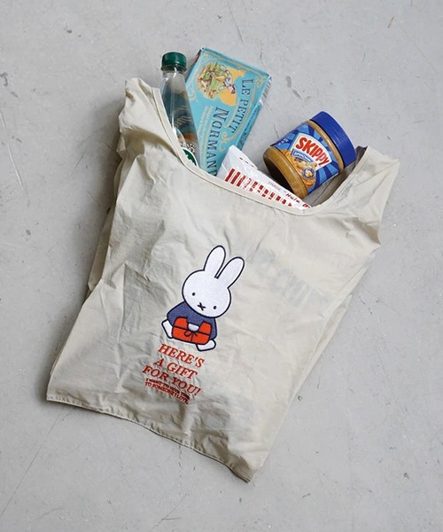 Dick Bruna(ディックブルーナ)の「"11"≪Dick Bruna≫miffy 1ポケット ストラップ付き ショッパー/エコバッグ(エコバッグ/サブバッグ・レディース・ベージュ/ブラック/アイボリー・ONE SIZE)」の2枚目の写真