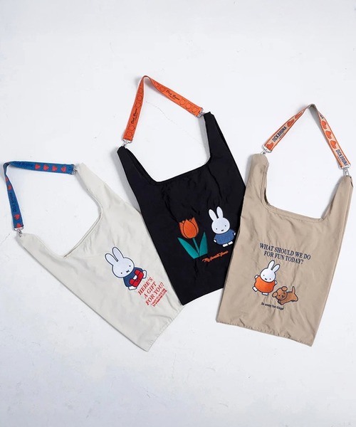 Dick Bruna(ディックブルーナ)の「"11"≪Dick Bruna≫miffy 1ポケット ストラップ付き ショッパー/エコバッグ(エコバッグ/サブバッグ・レディース・ベージュ/ブラック/アイボリー・ONE SIZE)」の1枚目の写真