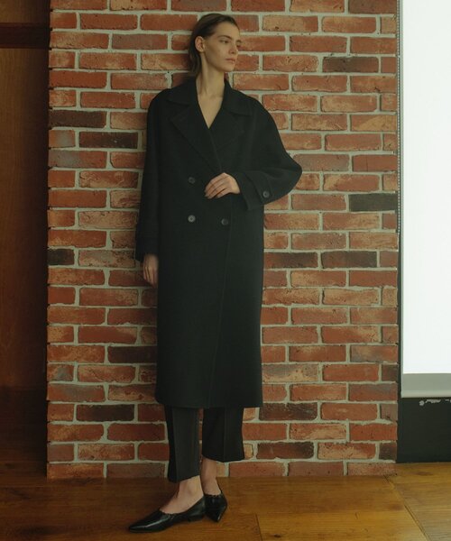 HERITANOVUM(ヘリテノーム)の「【HERITANOVUM】ウールカシミヤダブルチェストリバーコート(チェスターコート・レディース・ブラック・FREE)」の2枚目の写真
