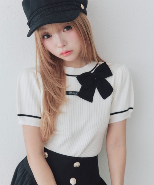 OLIVE des OLIVE(オリーブデオリーブ)の「配色リボンプチハイニット(ニット/セーター・レディース・ブラック/オフホワイト/トップグレー/ピンク・FREE)」の5枚目の写真