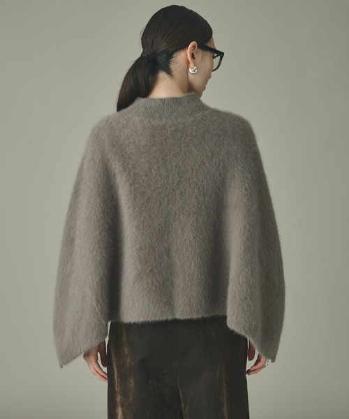 Curensology(カレンソロジー)の「Curensology(カレンソロジー)/FOXカシミヤニットポンチョ(ニット/セーター・レディース・オフホワイト/ブラウン系その他/ブラック・FREE)」の20枚目の写真