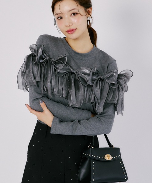 tocco closet(トッコ クローゼット)の「【ZOZO限定】オーガンジーリボン装飾トップス(Tシャツ/カットソー・レディース・ブラック/ブラウン/チャコールグレー・M)」の2枚目の写真
