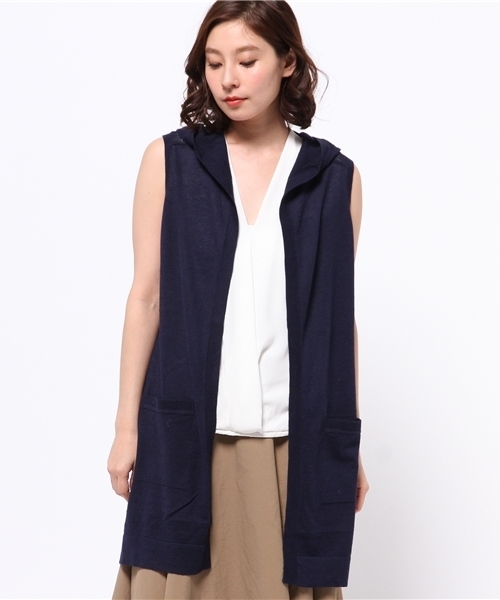 LBC（エルビーシー）の「12Gリネンコットンフードロングジレ（ベスト・レディース・ネイビー/オフホワイト・LARGE/MEDIUM）」の2枚目の写真