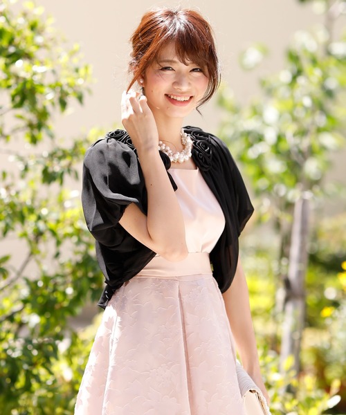 PourVous(プールヴー)の「パフスリーブ ギャザー ボレロ 結婚式対応 オケージョン (ノーカラージャケット・レディース・ブラック/アイボリー・XL/L/S/M/XXL)」の11枚目の写真