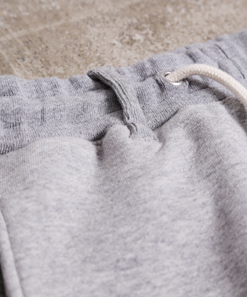 Denime（ドゥニーム）の「HEAVY SWEAT PANTS/ヘビースウェットパンツ（その他パンツ・メンズ・オフホワイト/グレー/ネイビー・MEDIUM/SMALL/LARGE）」の7枚目の写真