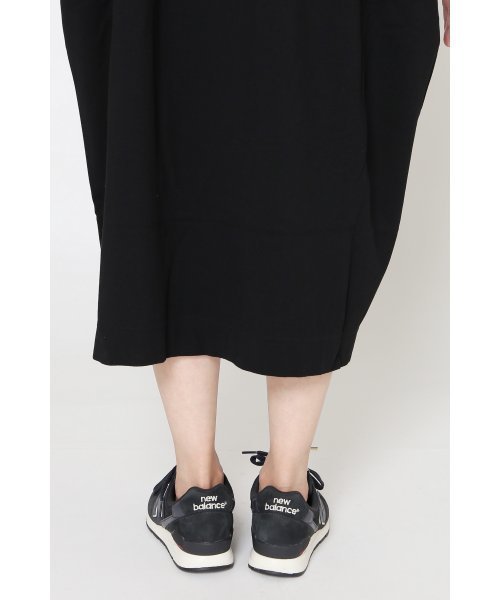 JOURNAL STANDARD LUXE(ジャーナルスタンダード ラックス)の「ストレッチポンチ Vネックワンピース_#(ワンピース・レディース・グレー/ブラック/カーキ・FREE)」の8枚目の写真