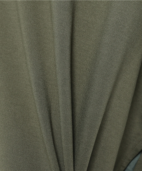 JOURNAL STANDARD LUXE(ジャーナルスタンダード ラックス)の「ストレッチポンチ Vネックワンピース_#(ワンピース・レディース・グレー/ブラック/カーキ・FREE)」の22枚目の写真