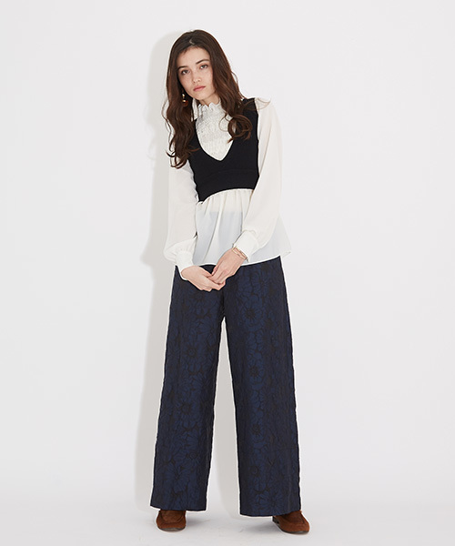 UNITED TOKYO(ユナイテッドトウキョウ)の「ニットブラTOP(ニット/セーター・レディース・ブラック/ブラウン/アイボリー・1)」の15枚目の写真