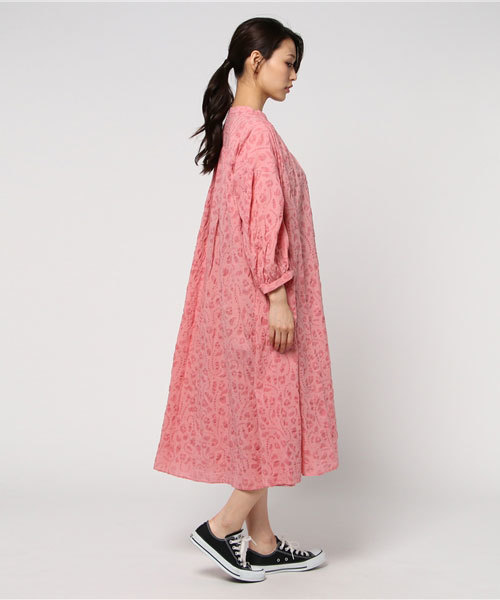 bulle de savon(ビュルデサボン)の「80/-リップル ゆらゆらチューリップprスキッパー衿OP(ワンピース・レディース・ピンク/ネイビー/アイボリー・FREE)」の5枚目の写真