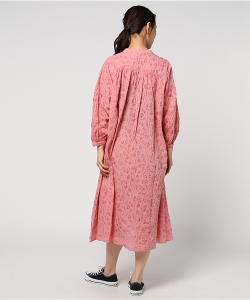 bulle de savon(ビュルデサボン)の「80/-リップル ゆらゆらチューリップprスキッパー衿OP(ワンピース・レディース・ピンク/ネイビー/アイボリー・FREE)」の6枚目の写真