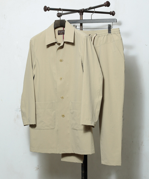 MR.OLIVE(ミスターオリーブ)の「COOL TOUCH 4WAY STRETCH NYLON / SHOP COAT(ステンカラーコート・メンズ・ベージュ/オリーブ/ブラック・LARGE/MEDIUM/SMALL)」の12枚目の写真