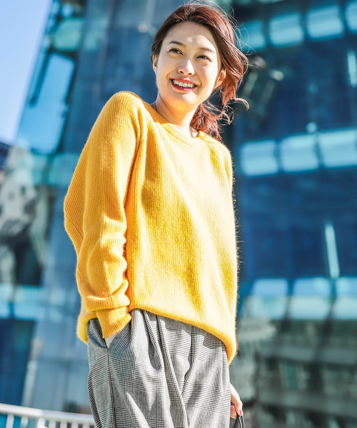 RIVE DROITE（リヴドロワ）の「FOX混片畦クルーネックプルオーバー（ニット/セーター・レディース・ベージュ/ライトグレー/ブラック/ピンク/イエロー・FREE）」の4枚目の写真