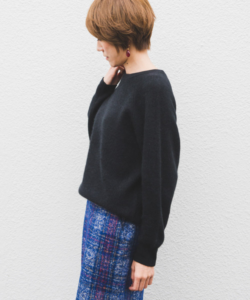 RIVE DROITE（リヴドロワ）の「FOX混片畦クルーネックプルオーバー（ニット/セーター・レディース・ベージュ/ライトグレー/ブラック/ピンク/イエロー・FREE）」の2枚目の写真