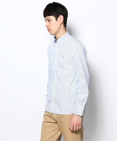 TOMMY HILFIGER（トミーヒルフィガー）の「REV REGINALD STRIPE SHIRT - CUSTOM FIT（シャツ/ブラウス・メンズ・ブルー/レッド・SMALL/MEDIUM/LARGE/X-LARGE/XX-LARGE）」の3枚目の写真