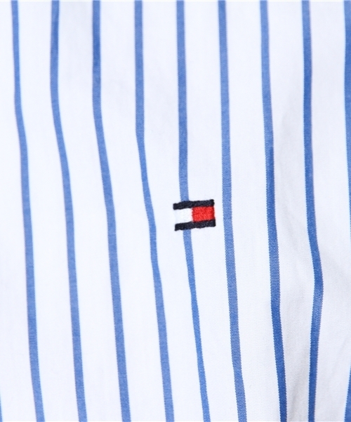 TOMMY HILFIGER（トミーヒルフィガー）の「REV REGINALD STRIPE SHIRT - CUSTOM FIT（シャツ/ブラウス・メンズ・ブルー/レッド・SMALL/MEDIUM/LARGE/X-LARGE/XX-LARGE）」の7枚目の写真