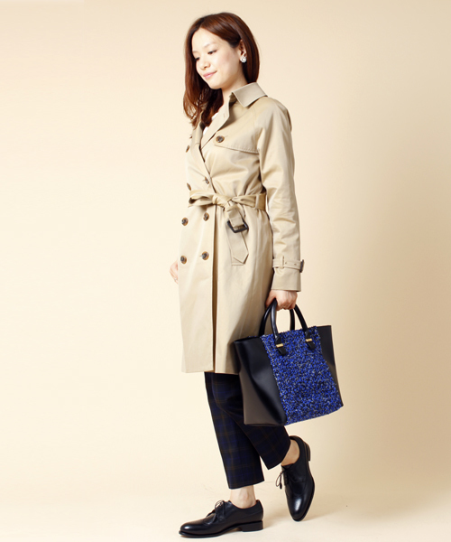 Demi-Luxe BEAMS（デミルクス ビームス）の「Demi-Luxe BEAMS / ラグランスリーブ トレンチコート（トレンチコート・レディース・ベージュ/ネイビー・36/38）」の14枚目の写真