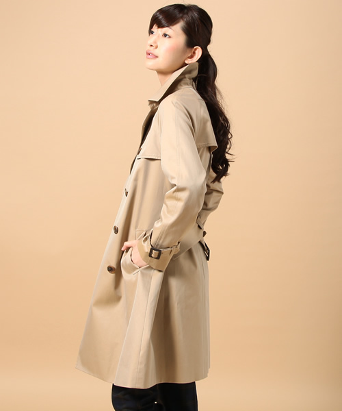 Demi-Luxe BEAMS（デミルクス ビームス）の「Demi-Luxe BEAMS / ラグランスリーブ トレンチコート（トレンチコート・レディース・ベージュ/ネイビー・36/38）」の3枚目の写真