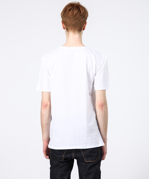 Maison Kitsune（メゾンキツネ）の「【KITSUNE TEE】KITSUNE AMERICA 2（Tシャツ/カットソー・メンズ・ホワイト/ブラック・X-SMALL/SMALL/MEDIUM/LARGE）」の7枚目の写真