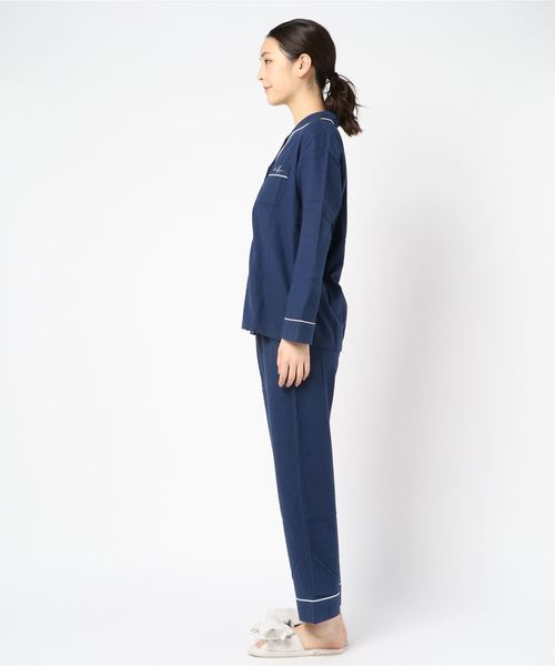 blooming FLORA（ブルーミングフローラ）の「ブルーミングフローラ　綿100％ピーチ起毛シンプルパジャマ　bloomingFLORA（ルームウェア/パジャマ・レディース・ホワイト/ネイビー/ピンク/ブルー/ホワイト×ピンク・MEDIUM）」の17枚目の写真