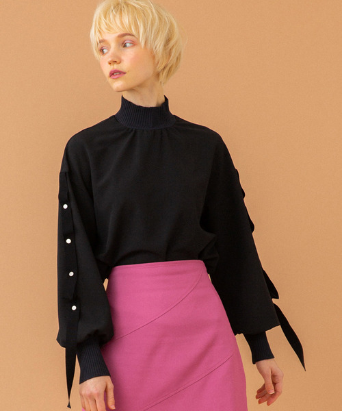 UNITED TOKYO（ユナイテッドトウキョウ）の「アジャストリブブラウス（シャツ/ブラウス・レディース・ブラック/アイボリー/ミント/ライトベージュ・1）」の5枚目の写真