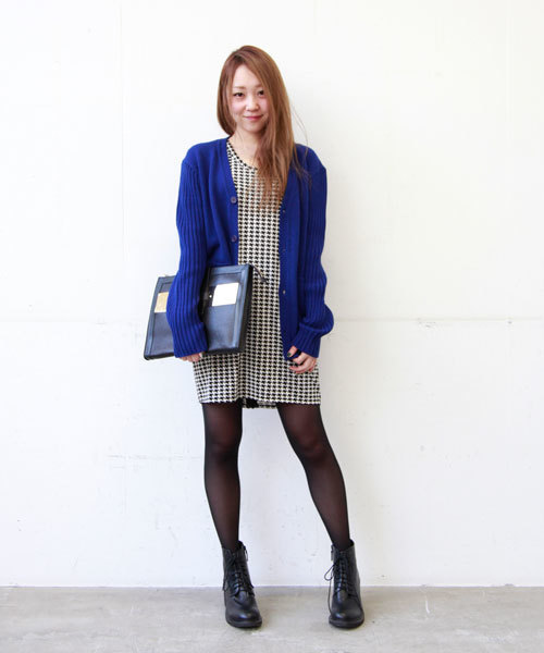 MIDWEST（ミッドウエスト）の「SOPHIE  HULME 『NEW TAB DOCUMENT BAG』（クラッチバッグ・レディース・ネイビー・FREE）」の10枚目の写真