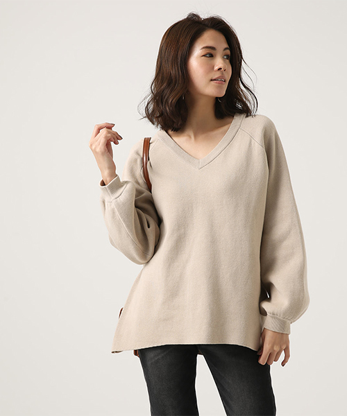 AZUL by moussy(アズールバイマウジー)の「SWEATTER V/N LOOSE TOPS/セーター Vネック ルーズトップス(ニット/セーター・レディース・ブラック/ライトパープル/ライトベージュ・SMALL/MEDIUM)」の11枚目の写真