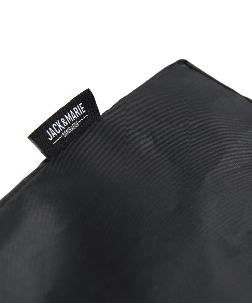 JACK & MARIE（ジャックアンドマリー）の「HONEY × JACK & MARIE　サンシェード　スタンダード（アウトドアグッズ・レディース・ブラック×ホワイト・ONE SIZE）」の7枚目の写真