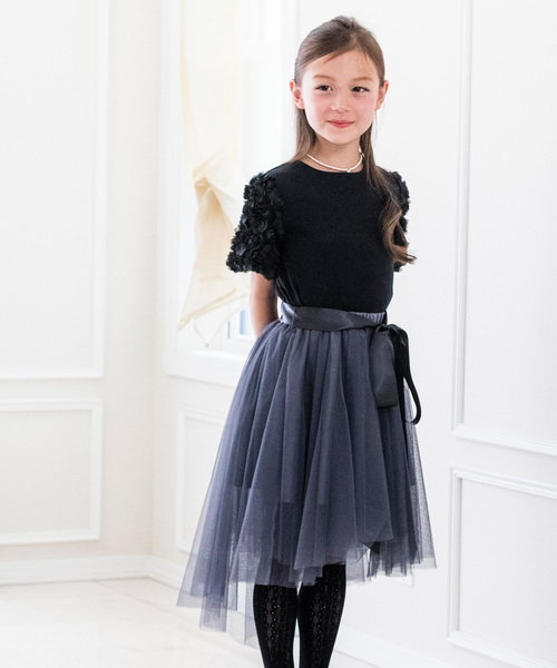 Catherine Cottage（キャサリンコテージ）の「ローズトップス＆チュールスカートセット（セットアップ・キッズ・ブラック×グレー/ホワイト×ネイビー・110/120/130/150/160/140）」の13枚目の写真