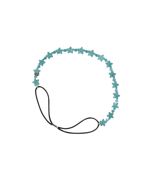 X-girl（エックスガール）の「BRAIDED STAR HAIR BAND（ヘアバンド・レディース・ブラック/レッド/ピンク/パープル/イエロー/グリーン/ブルー・ONE SIZE）」の3枚目の写真