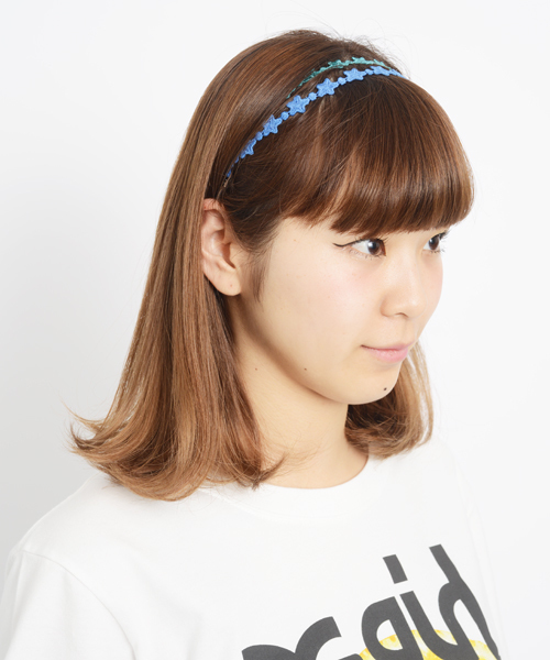 X-girl（エックスガール）の「BRAIDED STAR HAIR BAND（ヘアバンド・レディース・ブラック/レッド/ピンク/パープル/イエロー/グリーン/ブルー・ONE SIZE）」の9枚目の写真