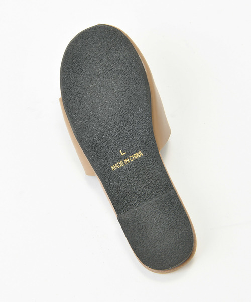 DISCOAT（ディスコート）の「トングフラットサンダル（サンダル・レディース・ブラック/ベージュ・MEDIUM/LARGE）」の12枚目の写真