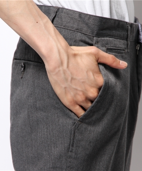 BEAUTY&YOUTH UNITED ARROWS（ビューティーアンドユースユナイテッドアローズ）の「BY ストレッチ チノ ノープリーツ テーパードパンツ§ ◆（チノパンツ・メンズ・ダークグレー/ブラック/ホワイト/ネイビー・MEDIUM/SMALL/LARGE）」の5枚目の写真