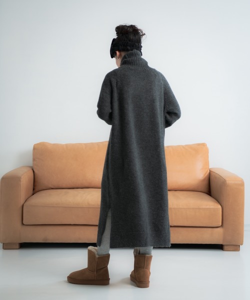 Libra Cue（リブラ キュー）の「Libra タートルネックロングニットワンピース（ワンピース・レディース・ブラック/グレー/アイボリー・FREE）」の5枚目の写真