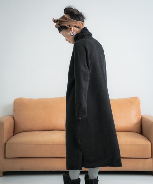 Libra Cue（リブラ キュー）の「Libra タートルネックロングニットワンピース（ワンピース・レディース・ブラック/グレー/アイボリー・FREE）」の14枚目の写真