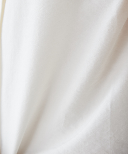 qualite（カリテ）の「テンセルナイロンシアーシャツ（シャツ/ブラウス・レディース・グレイッシュベージュ/オフホワイト・38）」の8枚目の写真