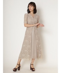 新品未使用リリーブラウン♡ツイストデザイン レースワンピース 新品未使用リリーブラウン♡ツイストデザイン レースワンピース