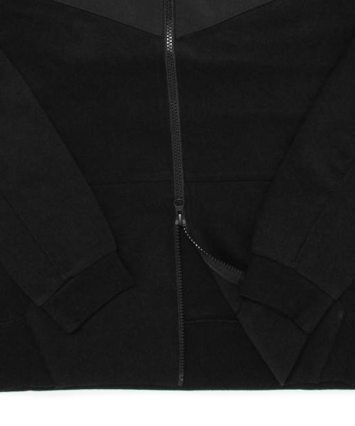 BEAMS（ビームス）の「NIKE / テック ウィンドランナー 1MM イリデセント（ブルゾン・メンズ・グレー/ブラック/ブルー・LARGE/MEDIUM/SMALL）」の17枚目の写真