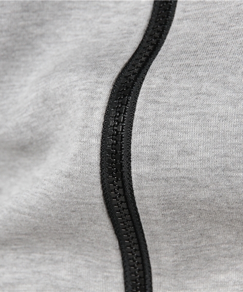 BEAMS（ビームス）の「NIKE / テック ウィンドランナー 1MM イリデセント（ブルゾン・メンズ・グレー/ブラック/ブルー・LARGE/MEDIUM/SMALL）」の5枚目の写真