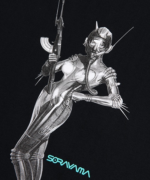 Sync.(スィンク)の「Sync.【HAJIME SORAYAMA】LONG SLEEVE TEE "COMMAND"(Tシャツ/カットソー・メンズ・ブラック/ホワイト・X-LARGE/LARGE/MEDIUM/SMALL/XX-LARGE)」の9枚目の写真