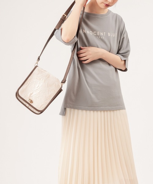 natural couture(ナチュラルクチュール)の「レトロ金具ショルダー(ショルダーバッグ・レディース・オレンジ/モカ/アイボリー/オフホワイト・FREE)」の15枚目の写真